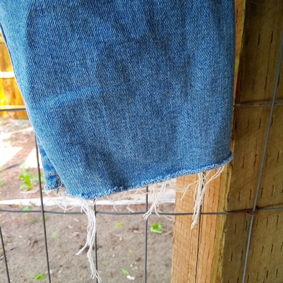 H&M Distressed Jeans! - Picture 5 of 12